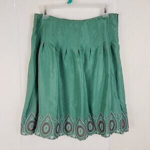 BCBGMAXASRIA green embroidered silk pleated skirt Size 4 forest fairy boho